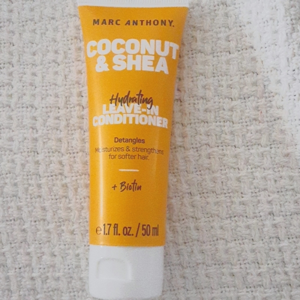 Marc Anthony leave in conditioner